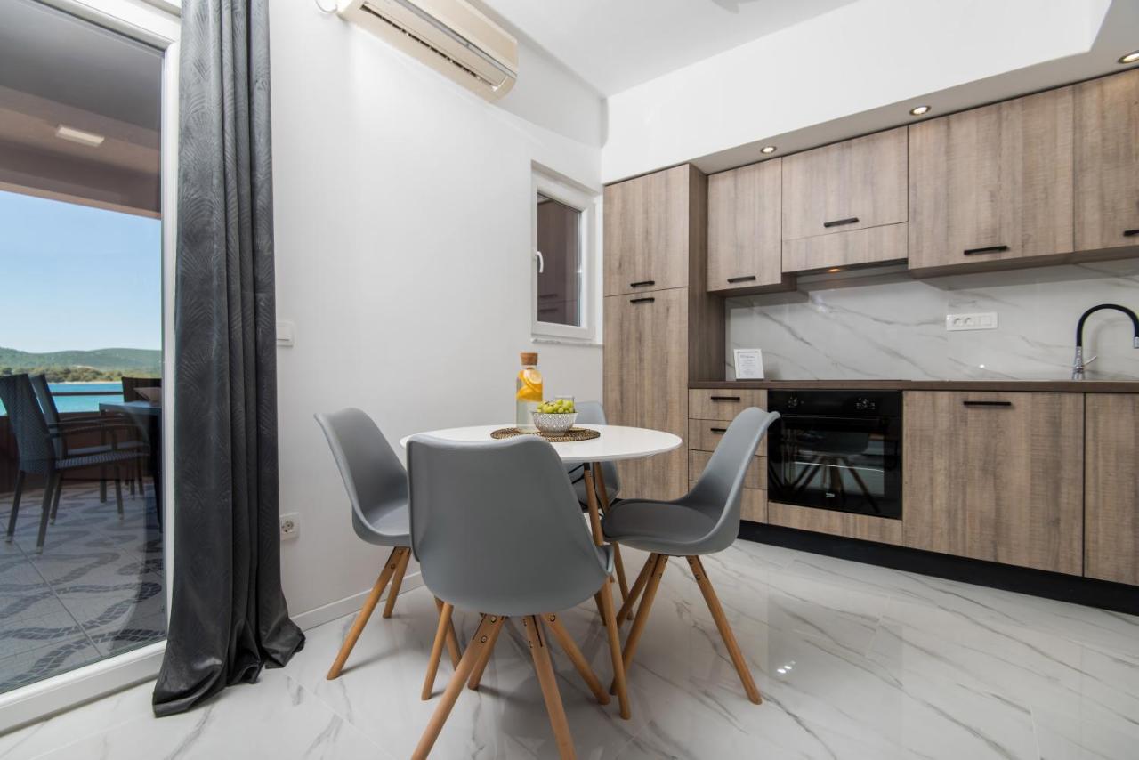 Euroholiday Apartments Turanj Luaran gambar
