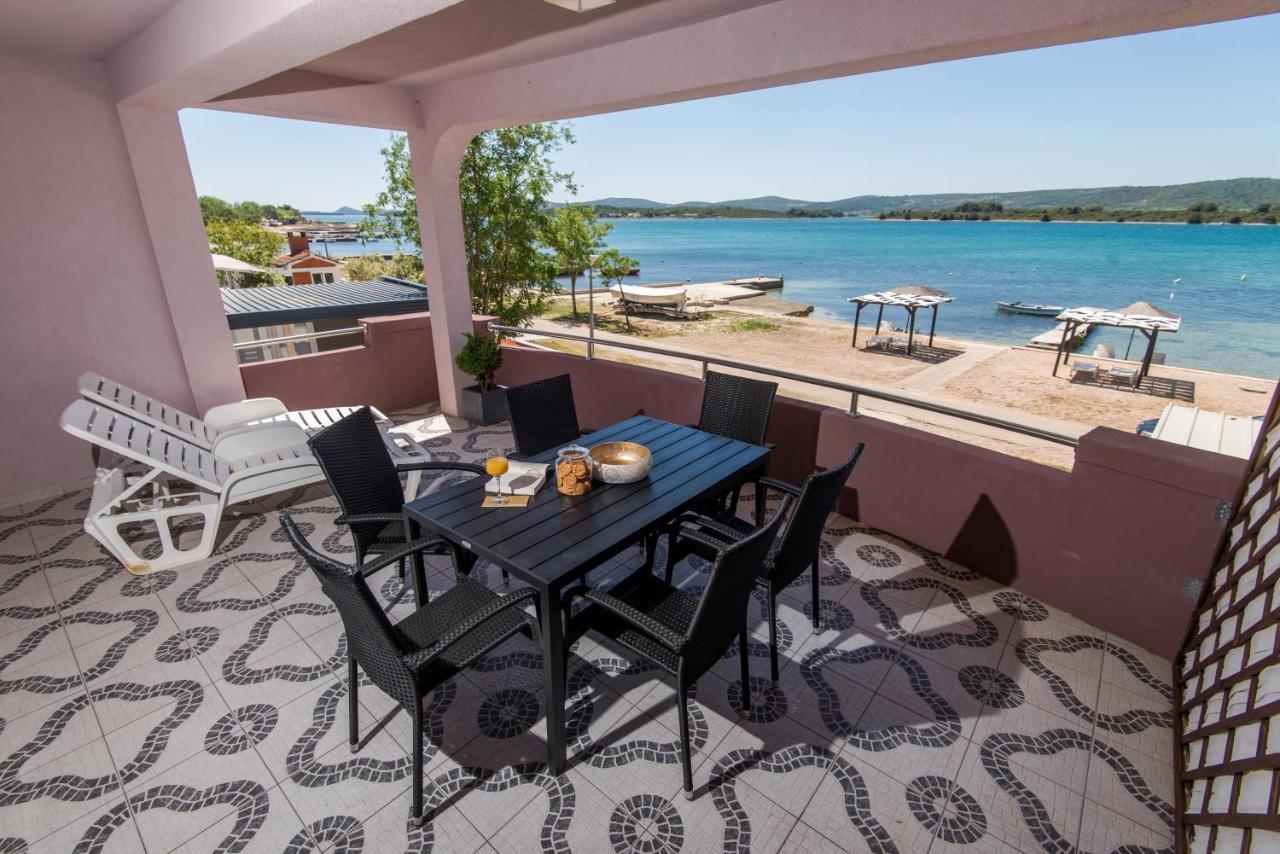 Euroholiday Apartments Turanj Luaran gambar
