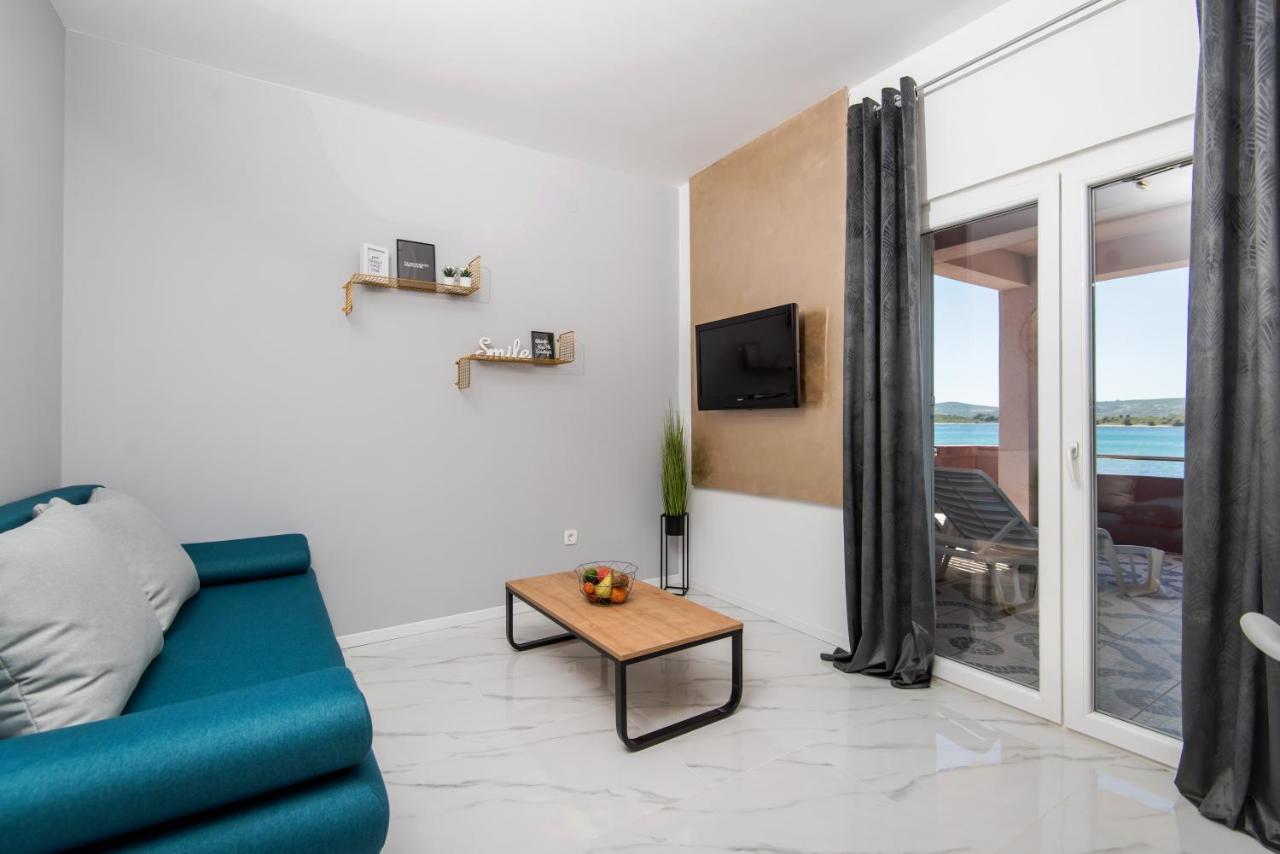 Euroholiday Apartments Turanj Luaran gambar