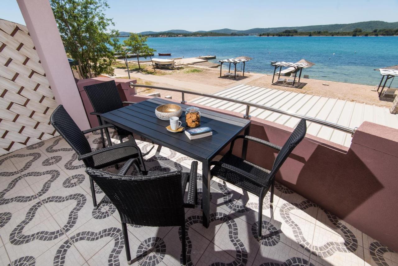 Euroholiday Apartments Turanj Luaran gambar