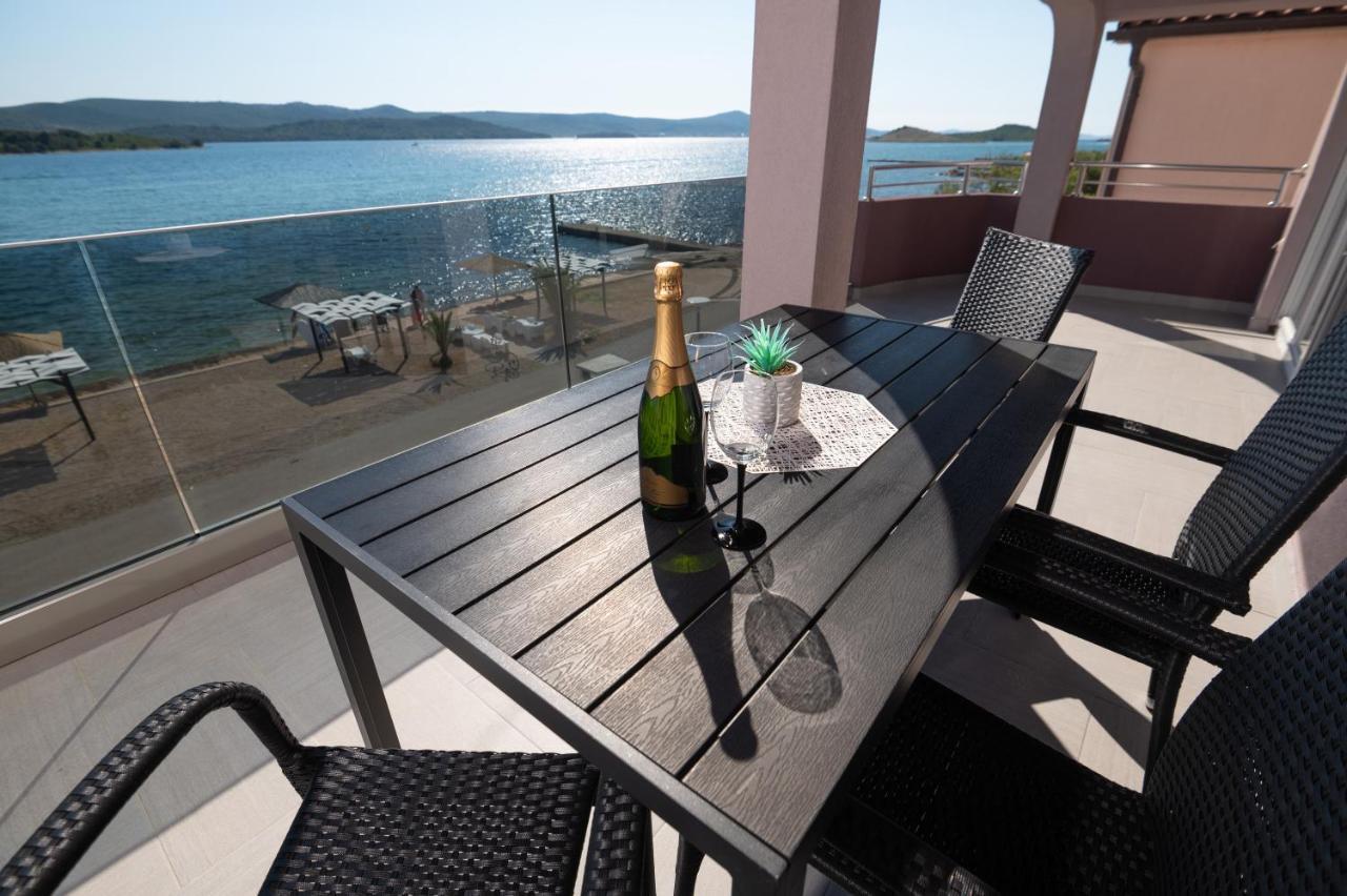 Euroholiday Apartments Turanj Luaran gambar