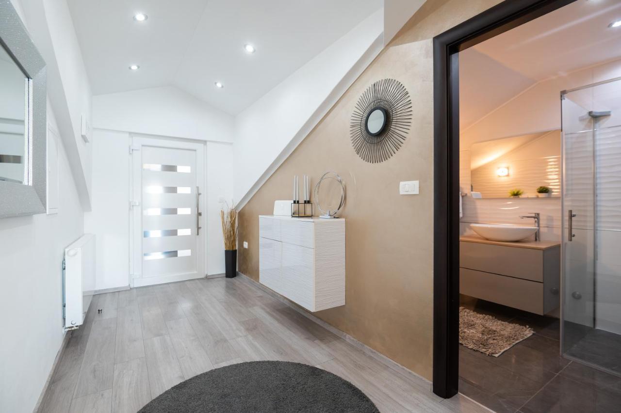 Euroholiday Apartments Turanj Luaran gambar
