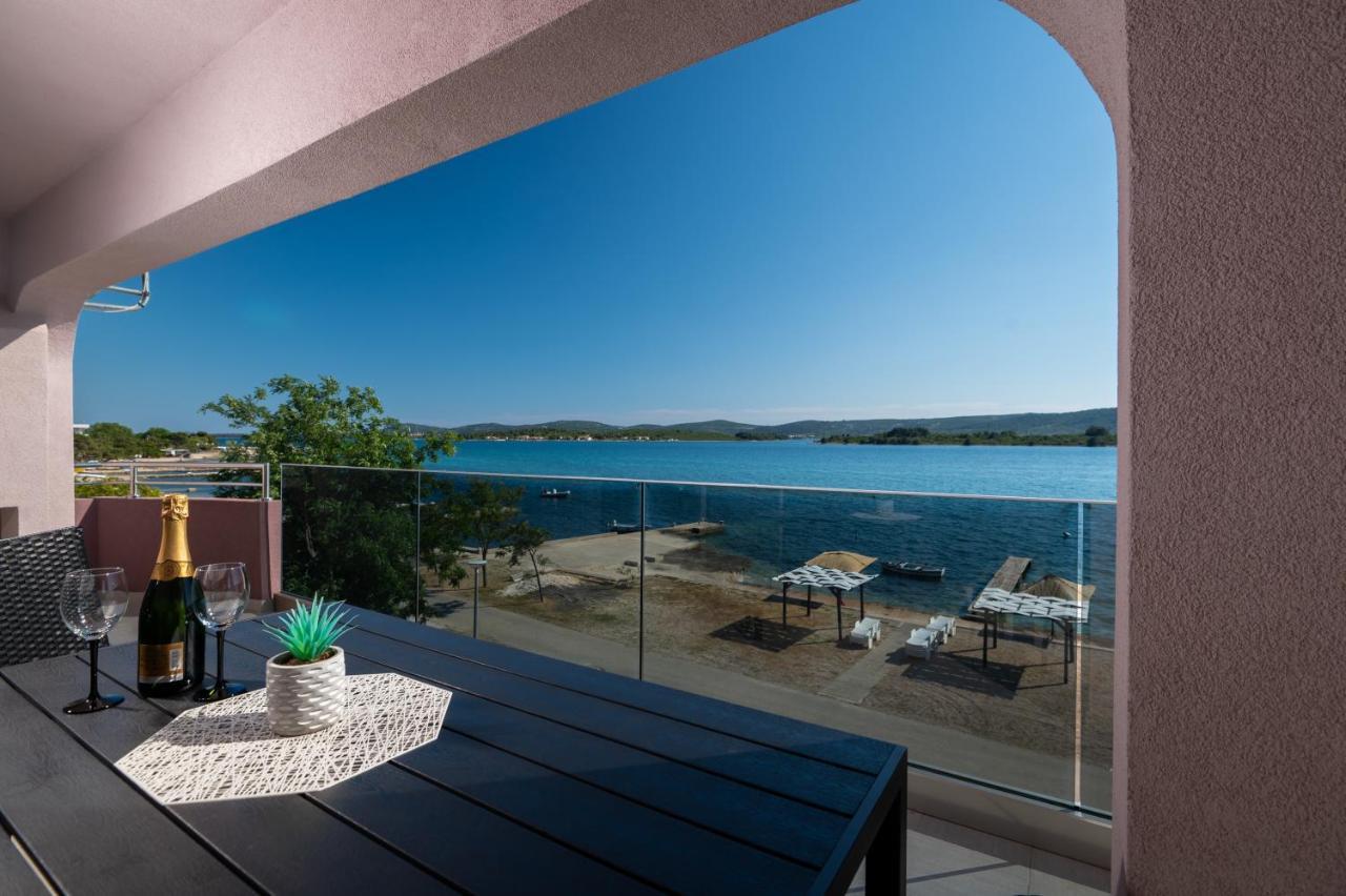 Euroholiday Apartments Turanj Luaran gambar