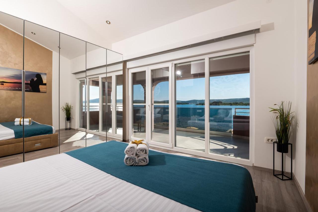 Euroholiday Apartments Turanj Luaran gambar