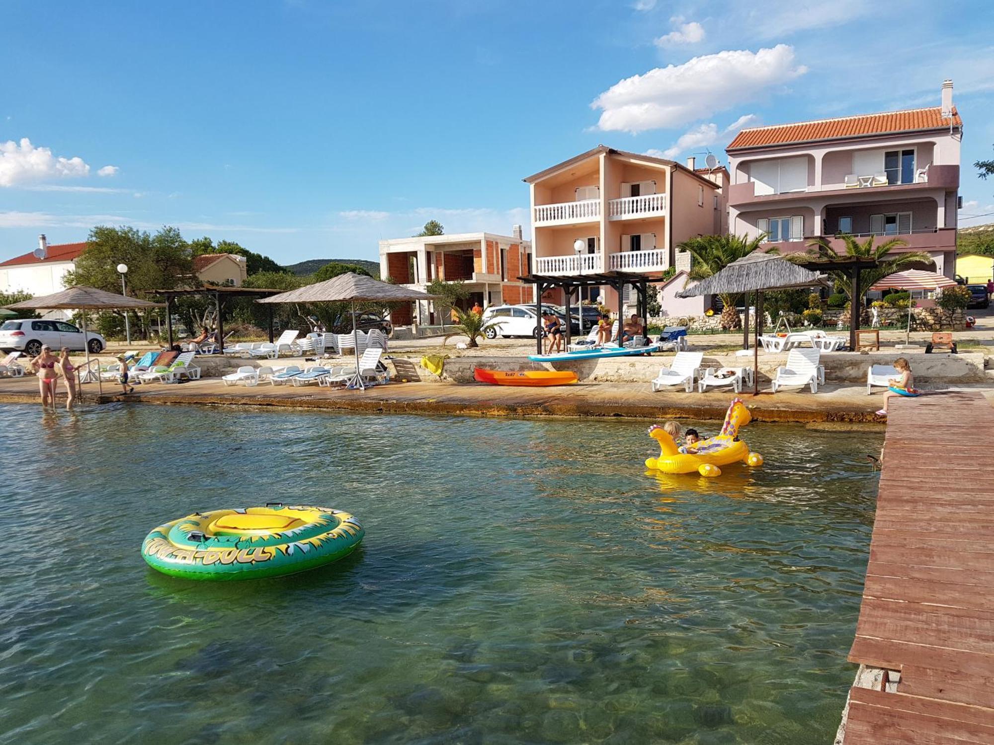 Euroholiday Apartments Turanj Luaran gambar