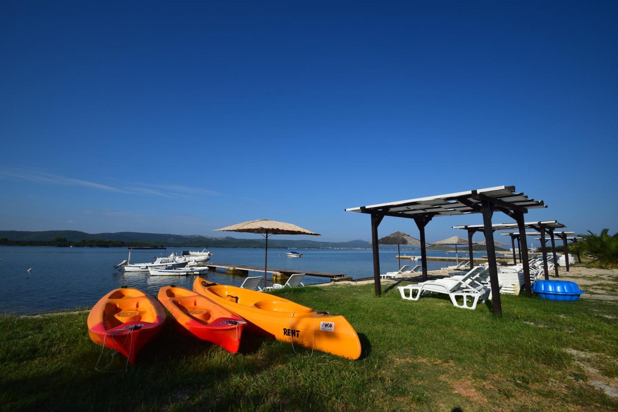 Euroholiday Apartments Turanj Luaran gambar